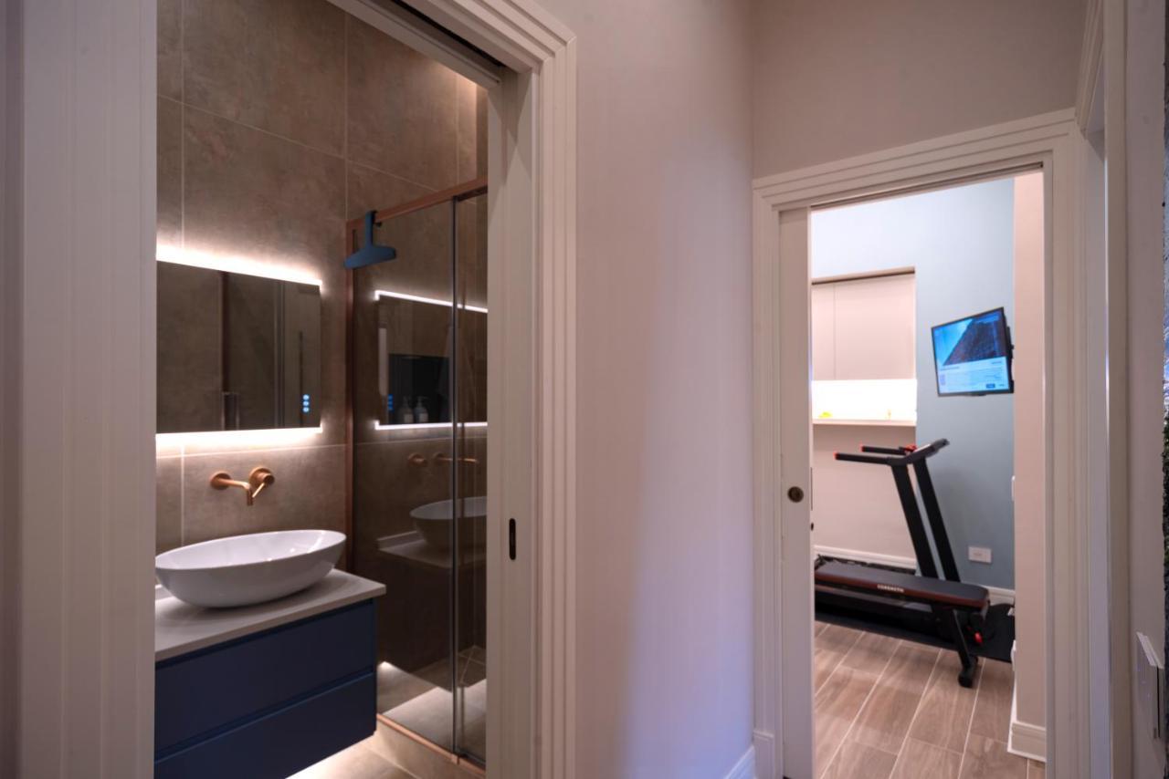 נאפולי Domina-Boutique Apartment מראה חיצוני תמונה